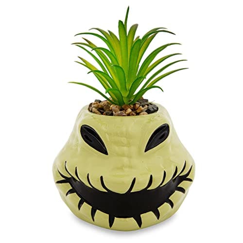 Toynk Disney Lilo & Stitch Full Body 5-Inch Ceramic Planter for Garden Décor  
Toynk Disney Lilo & Stitch Full Body 5-In